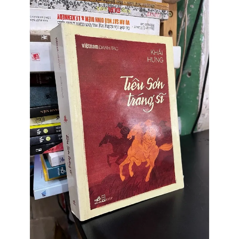 Tiêu Sơn Tráng Sĩ - Khái Hưng 137480