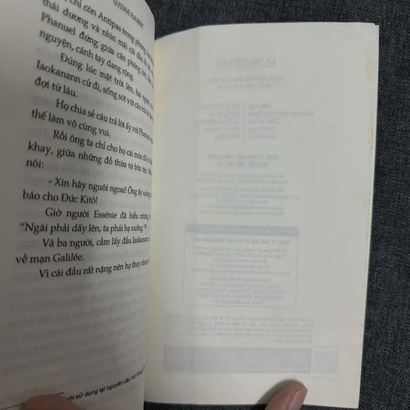 Ba truyện kể - Gustave Flaubert 1010506