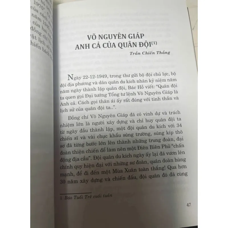 SÁCH ĐẠI TƯỚNG TỔNG TƯ LỆNH VÕ NGUYÊN GIÁP ĐẠI TƯỚNG CỦA NHÂN DÂN CỦA HÒA BÌNH 702421