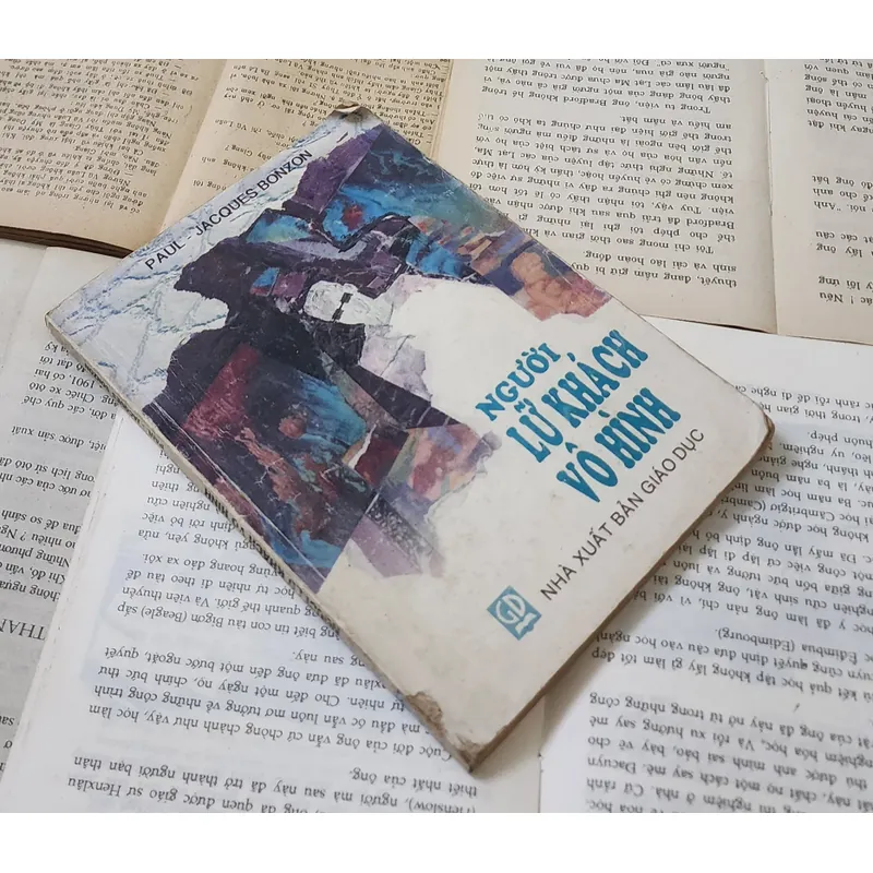 NGƯỜI LỮ KHÁCH VÔ HÌNH - Paul-Jacques Bonzon 717745