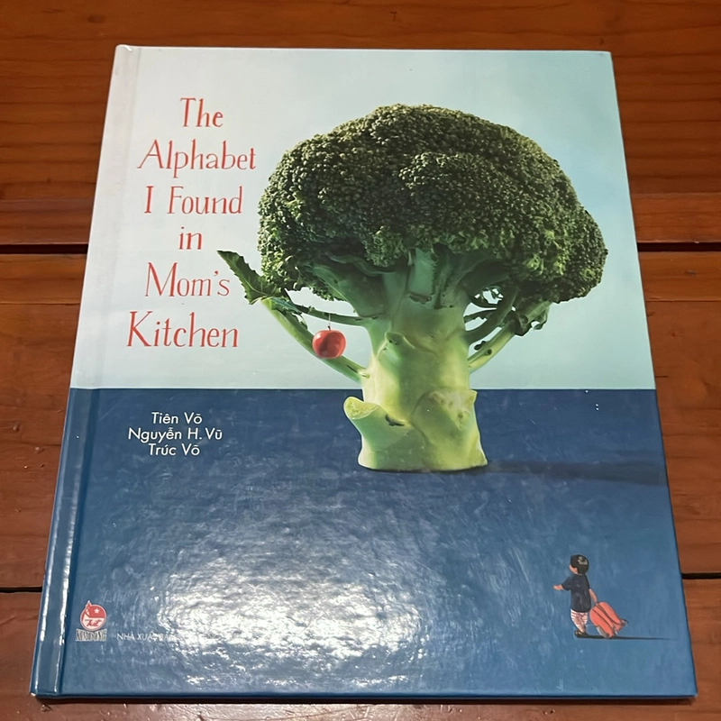 PICTURE BOOK The alphabet i found in mom’s kitchen 536317