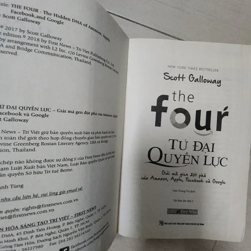 Sách Tứ đại quyền lực 716897