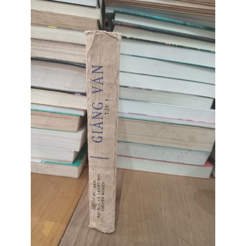 Giảng văn - Khoa Ngữ Văn, Đại học Sư phạm I Hà Nội 738641