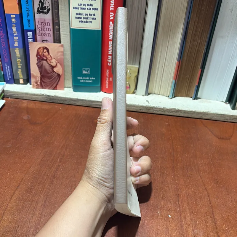 II Sách Mất Bìa: Học Cách Tiêu Tiền Đừng Để Cháy Túi Vì Tóc Ngắn Cắn Dài - LARRY WINGET 786787