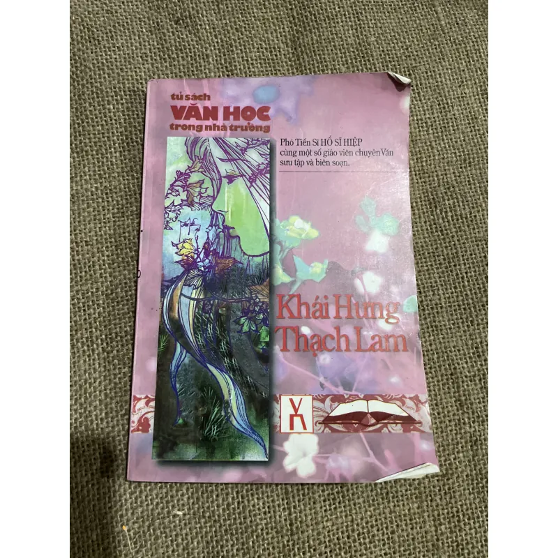 Phê bình văn học Khái Hưng, Thạch Lam  797069