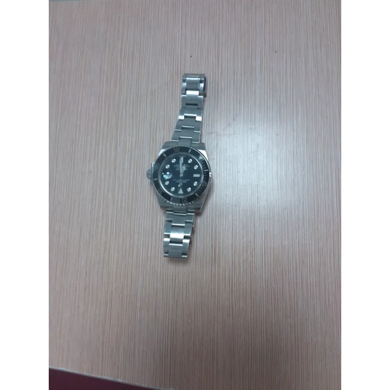 Đồng hồ thể thao nam dây kim loại màu bạc mặt đen 754954