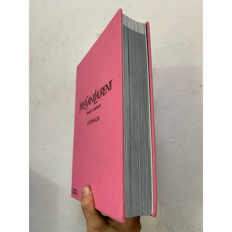 Yves Saint Laurent catwalk 445544