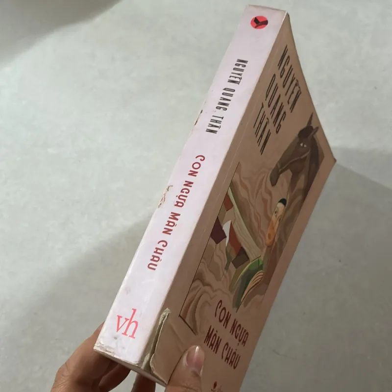 Con ngựa Mãn Châu - Nguyễn Quang Thân 747902