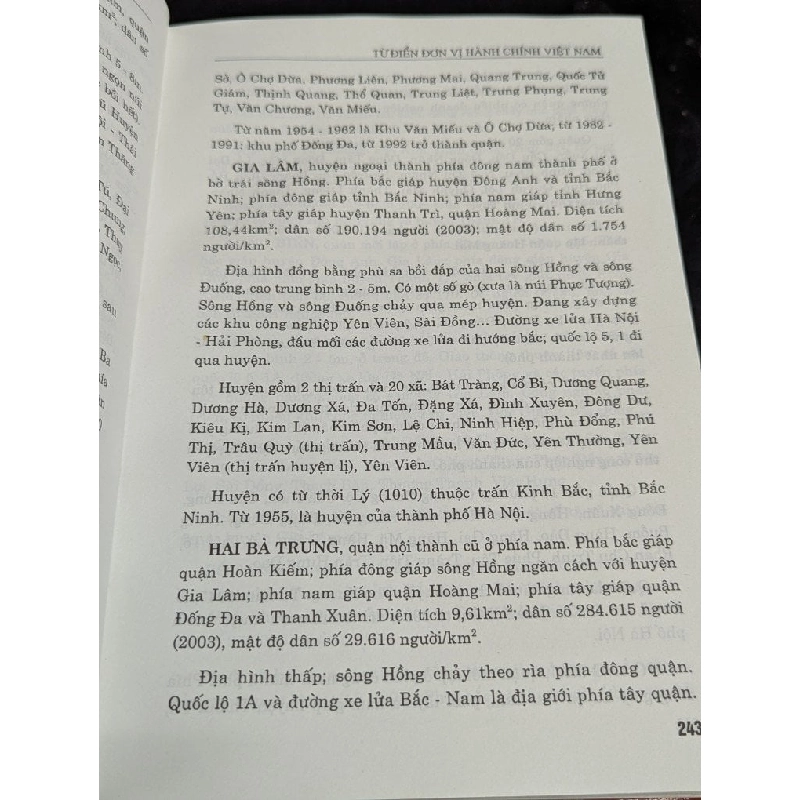 Từ điển đơn vị hành chính việt nam - Lê Hồng Chương 784088