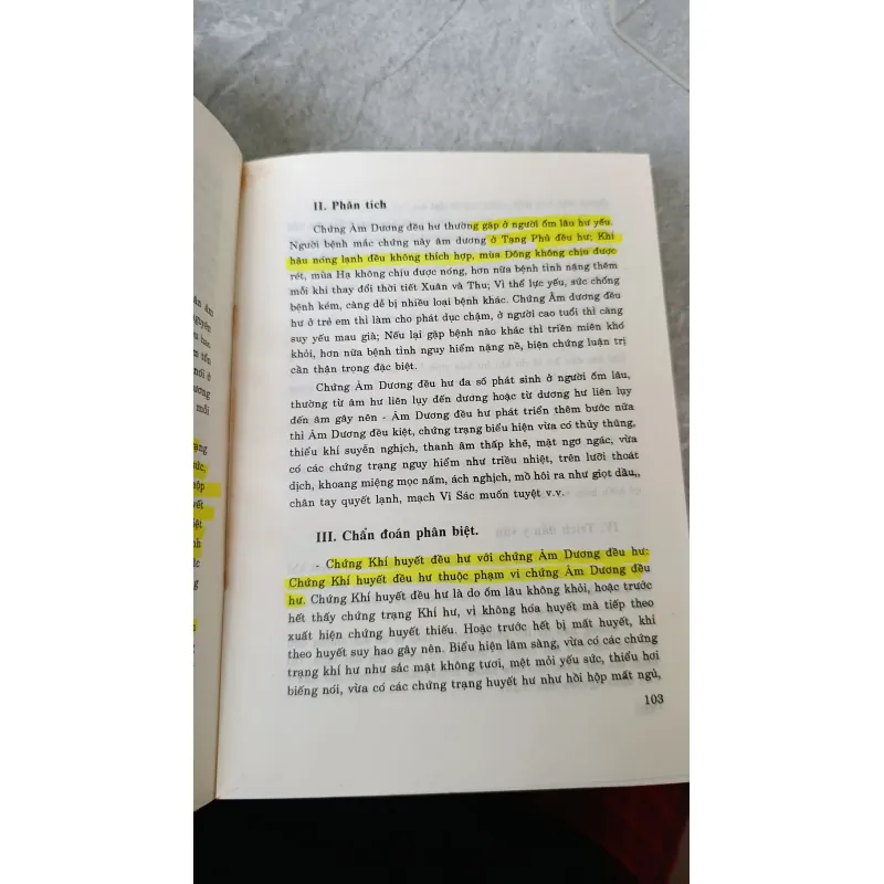 CHẨN ĐOÁN PHÂN BIỆT CHỨNG HẬU TRONG ĐÔNG Y - NGUYỄN THIÊN QUYẾN 790090