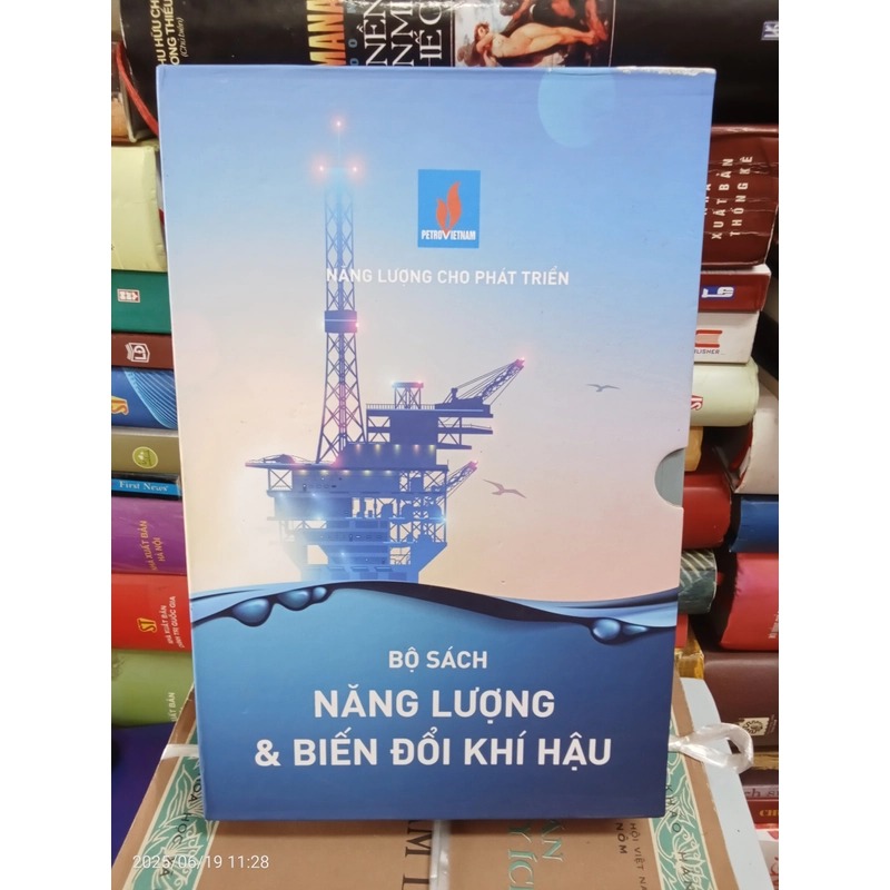 Bộ Sách Năng Lượng Và Biến Đổi Khí Hậu 476255