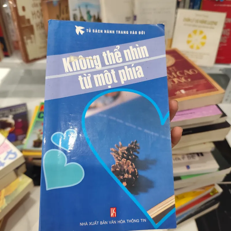 Không thể nhìn từ một phía  564471