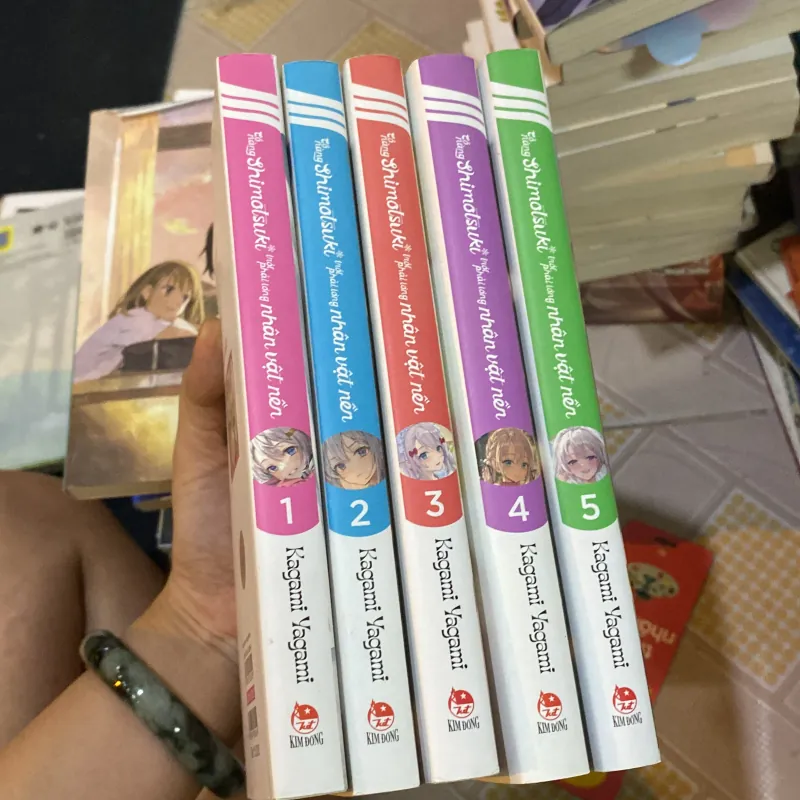 Cô nàng Shimotsuki trót phải lòng nhân vật nền 1023021