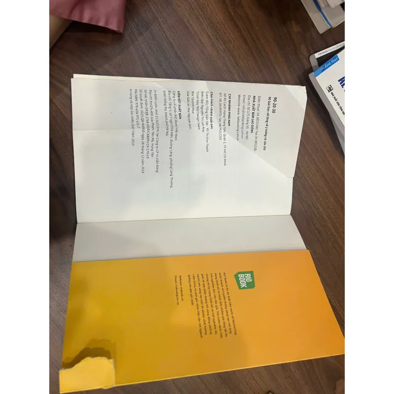 90-20-30 / 90 BÀI HỌC VỠ LÒNG VỀ Ý TƯỞNG VÀ CÂU CHỮ 717989