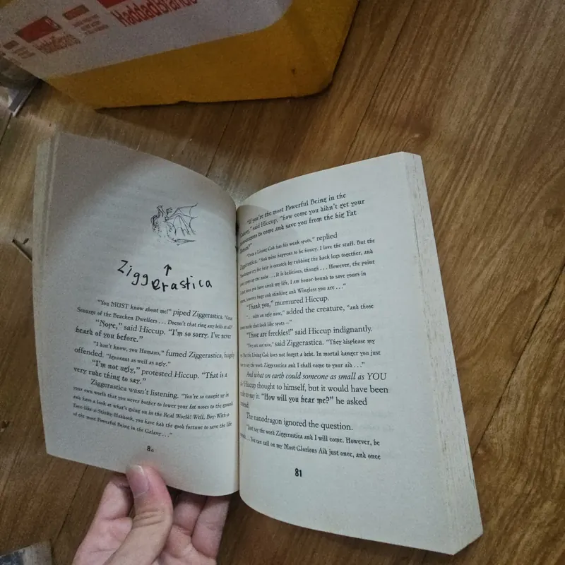 How to train your dragon How to speak dragonese book 3 Giá 20k  602485