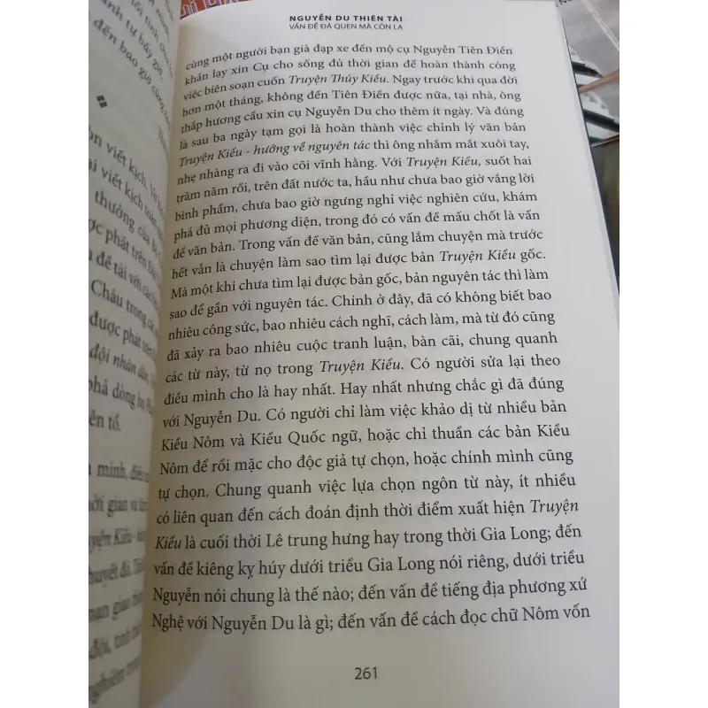 NGUYỄN DU THIÊN TÀI - VẤN ĐỀ ĐÃ QUEN MÀ CÒN LẠ - NGUYỄN ĐÌNH CHÚ 995458