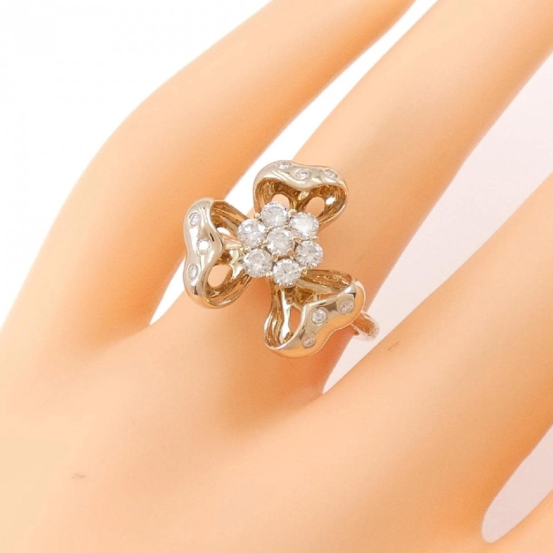 Nhẫn kim cương hoa K18PG 0.58CT 670422