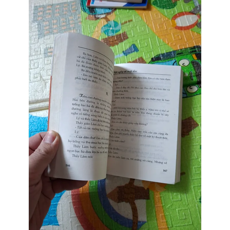 Một Ngày Và Một Đời 792396