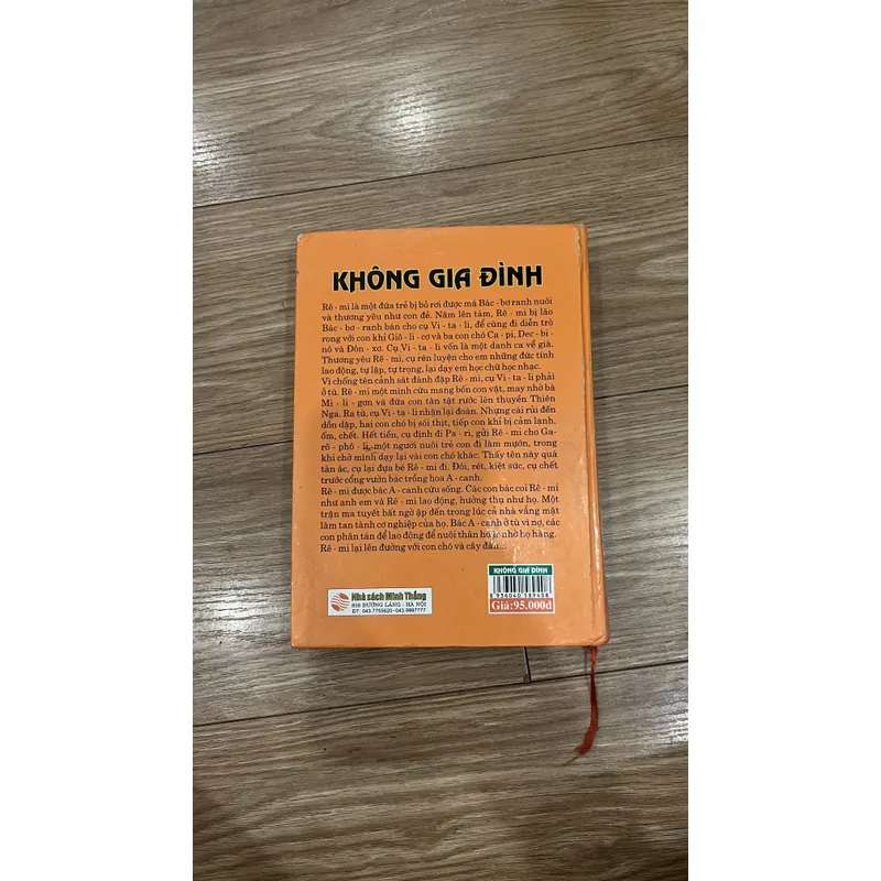 KHÔNG GIA ĐÌNH BÌA CỨNG  600971