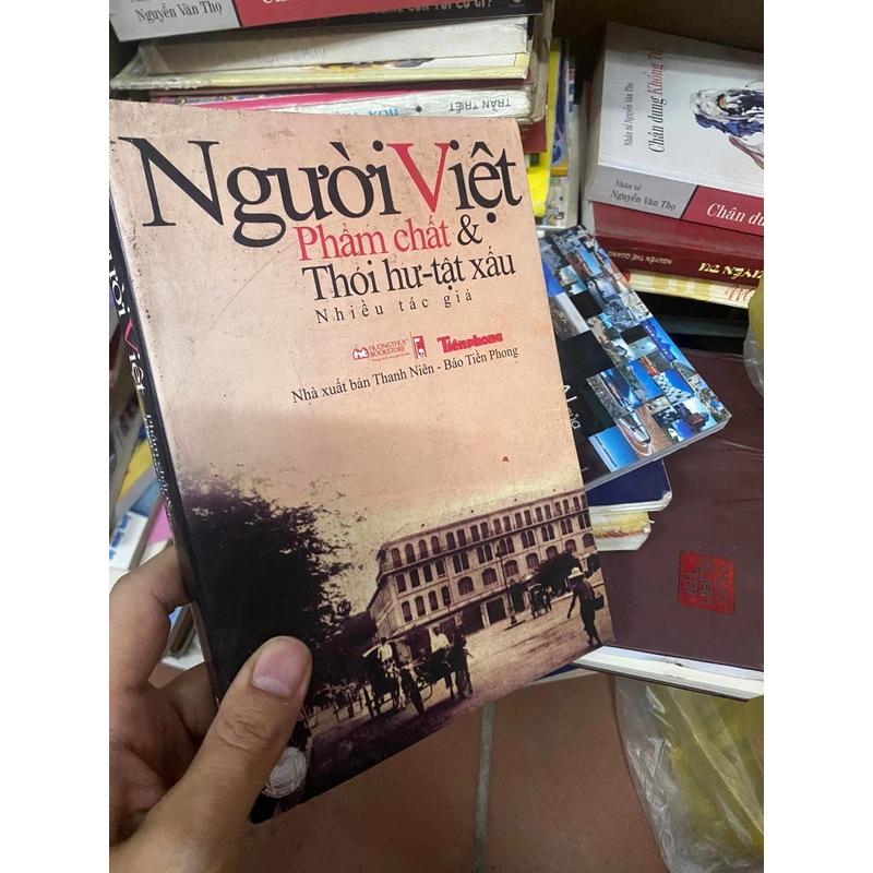 Sách Người Việt: Phẩm chất và thói hư-tật xấu - NXB Thanh niên báo Tiền Phong 309483