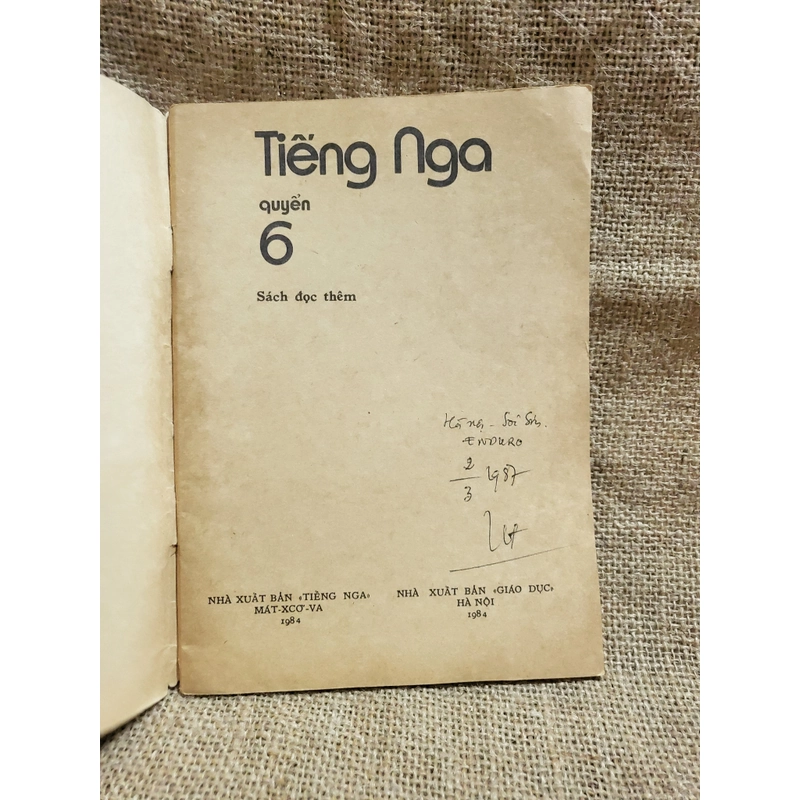 Tiếng Nga 6 (sách tiếng Nga) 302081