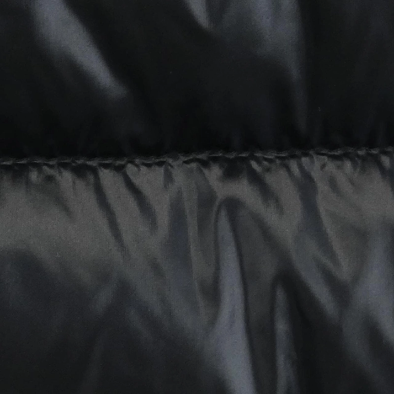 Áo khoác lông vũ MONCLER 638623