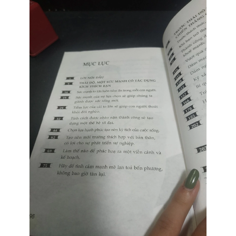 Thái độ quyết định tất cả tác giả Tạ Ngọc Ái 2006 mới 80% HCM1007 911780
