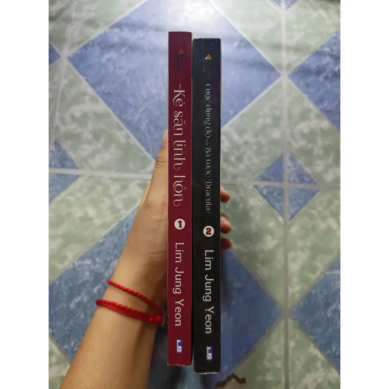 Kẻ săn linh hồn + Cuộc đụng độ với Bá Tước Dracula - Lim Jung Yeon 1004840