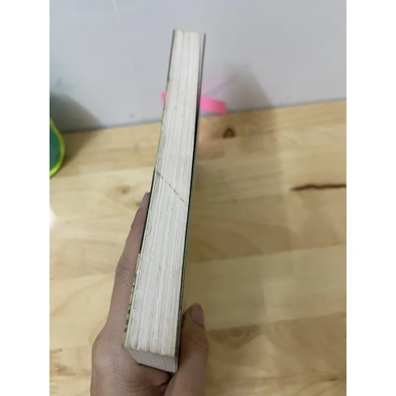 Phía sau cuộc chiến  751130