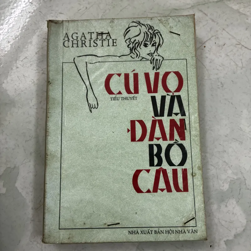 Cú vọ và đàn bồ câu - Agatha Christie 1031499