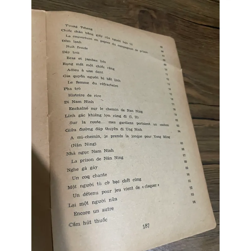 NHẬT KÝ TRONG TÙ, TIẾNG TRUNG, TIẾNG ANH, TIẾNG VIỆT 592042