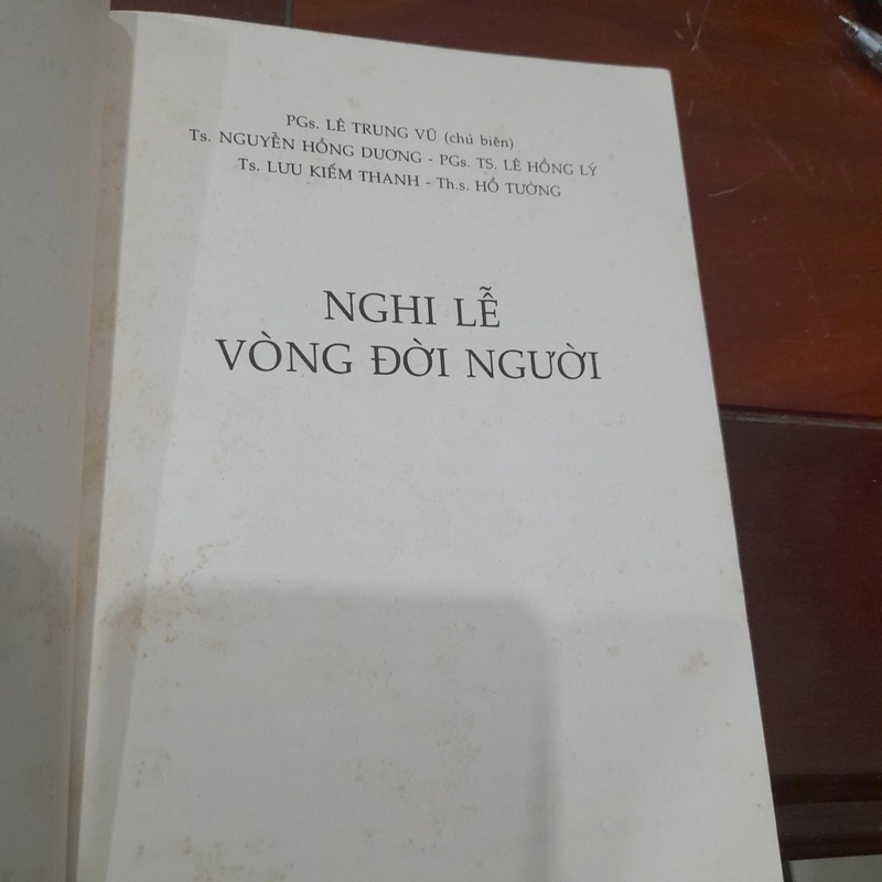 Nghi lễ VÒNG ĐỜI NGƯỜI (PGs. Lê Trung Vũ chủ biên) 276182