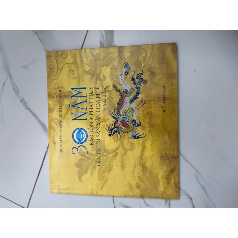 30 năm Bảo tồn & Phát huy giá trị di sản văn hóa Huế (1982-2012) 695334