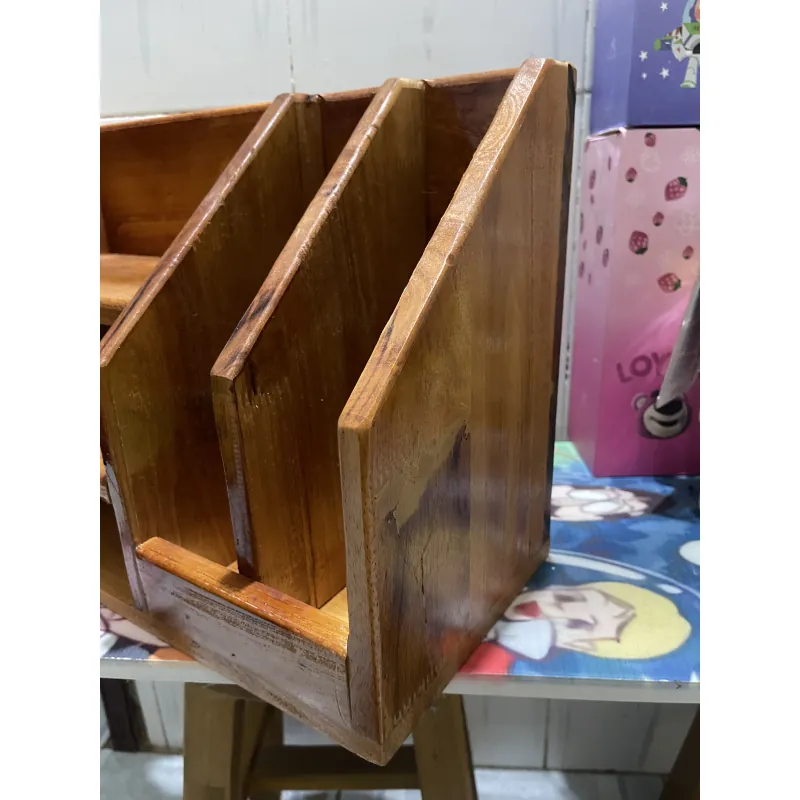 KỆ ĐỰNG SÁCH CHẤT LIỆU GỖ ĐỎ 1037853