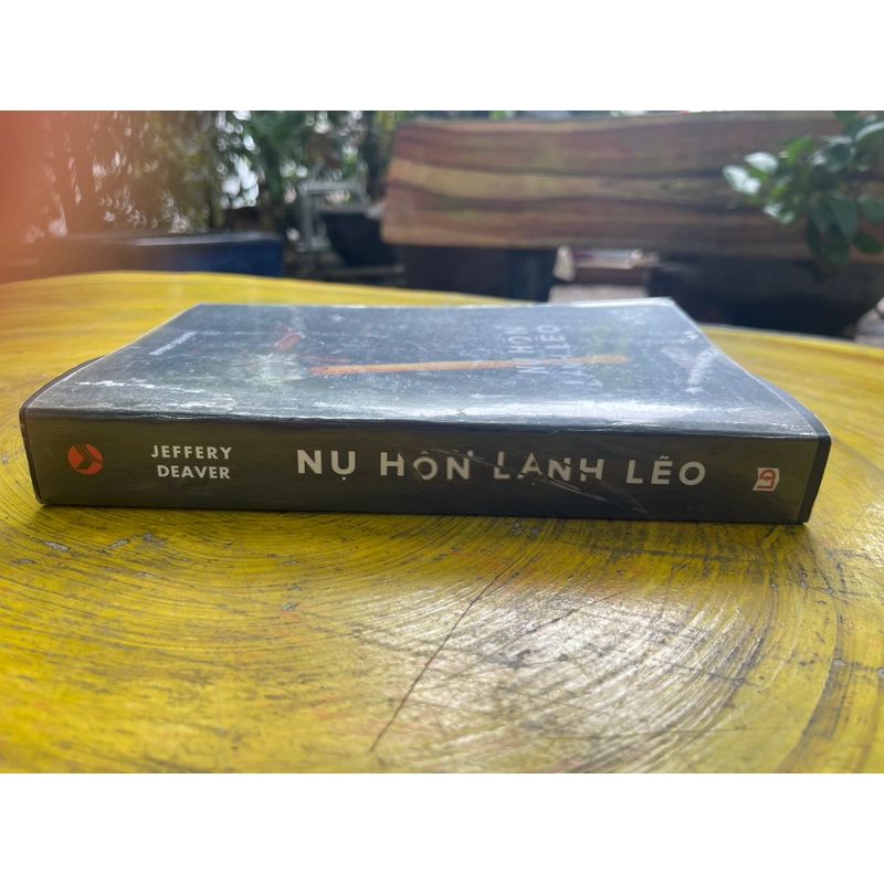 NỤ HÔN LẠNH LẼO- JEFFERY DEAVER  549959