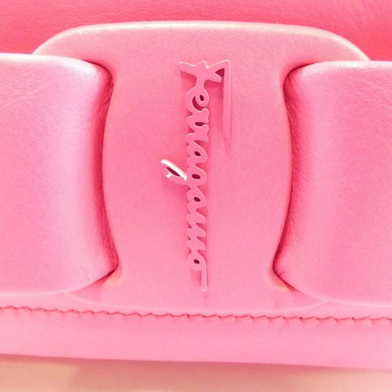 Túi xách vai Salvatore Ferragamo 22 0287 610139