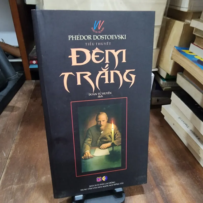 Đông Tây tác phẩm 4 cuốn  755138