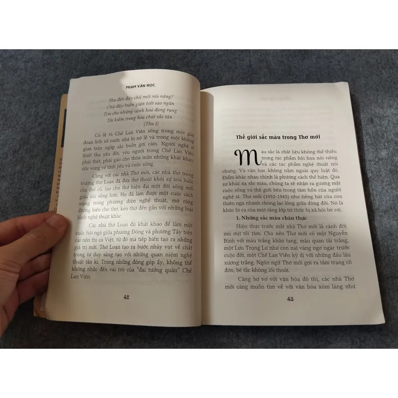 PHÍA SAU CON CHỮ 720733