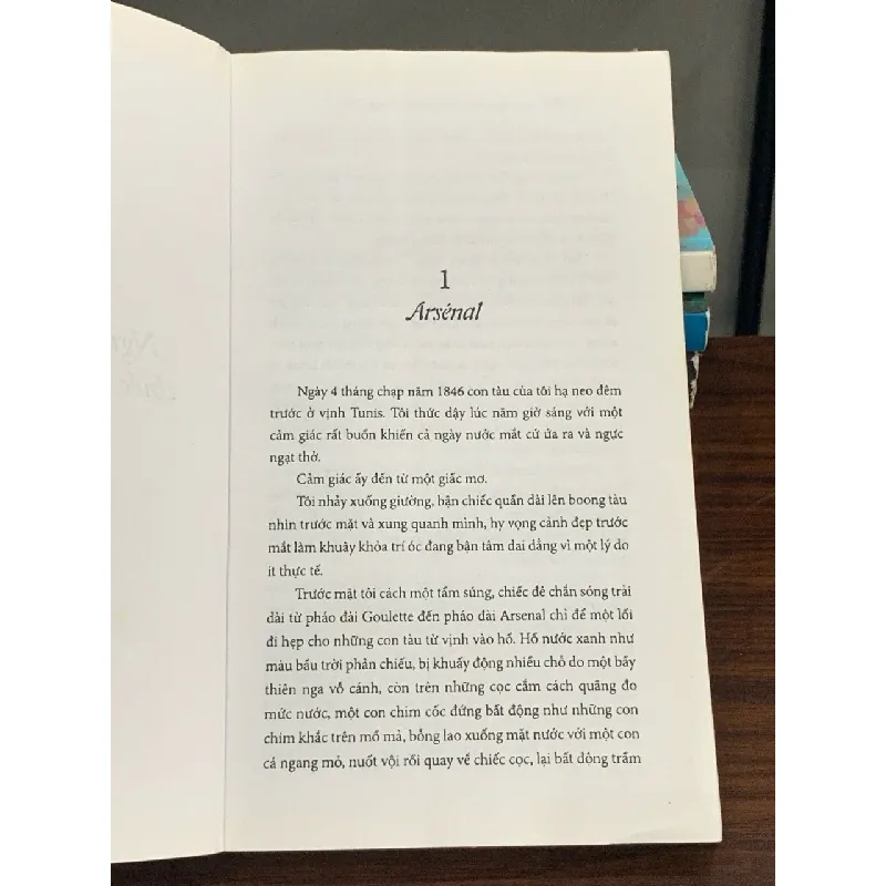 Người đàn bà đeo dây chuyền nhung-Alexandre Dumas 560380