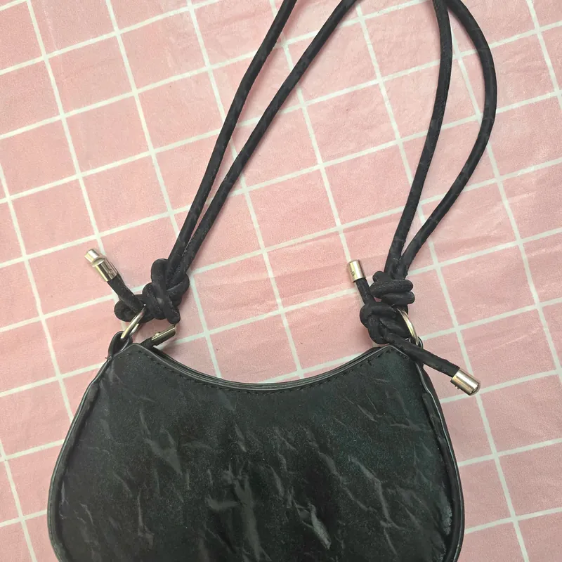 Túi xách nỉ đen (Hàng thanh lý) 578035