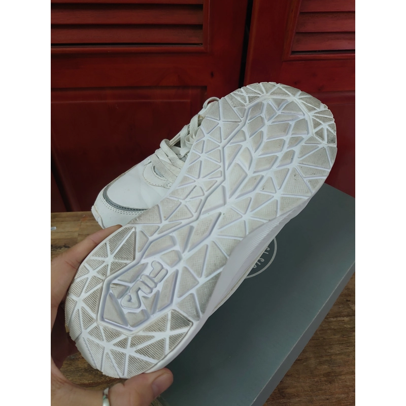 Fila trắng size 39 chân 25cm 482426