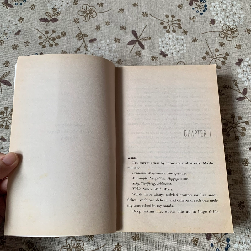 Sách Out of My Mind, Used, Fiction Book cho trẻ 10+ 442978