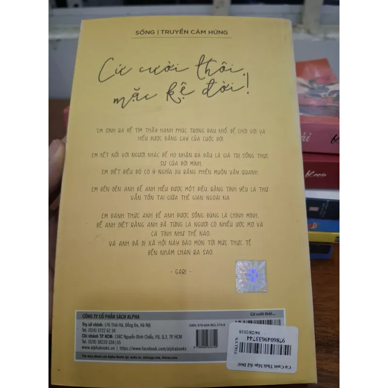 Sách Cứ cười thôi, mặc kệ đời! của Gari mới 90% 783883