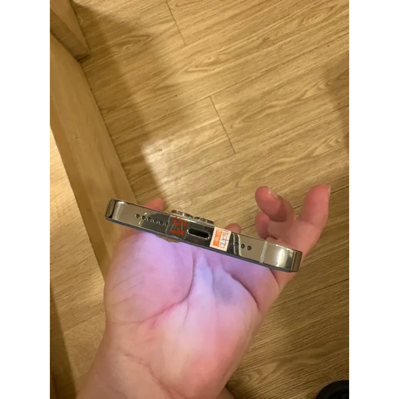 Thanh lý nhanh gọn số lượng 14 Pro/ Pro Max 760284