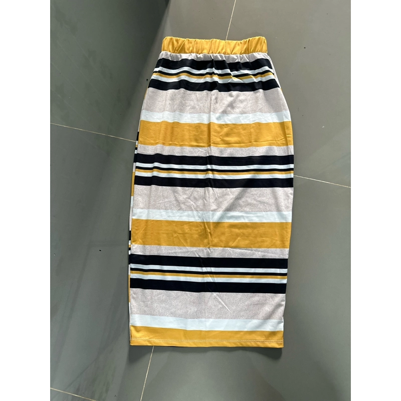 Chân váy bút chì vải thun size S 463102