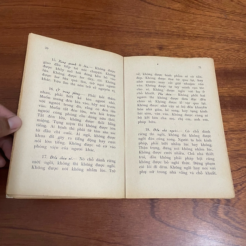 [Sách Xưa] - II Sách Phật Giáo: Luật Sadi - Trí Quang (Dịch) - PL. 2514. 1970 495558