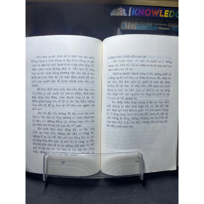 Suối nguồn hạnh phúc 1999 mới 60% ố vàng nhẹ Thụ Nhân HPB0906 SÁCH VĂN HỌC 915194