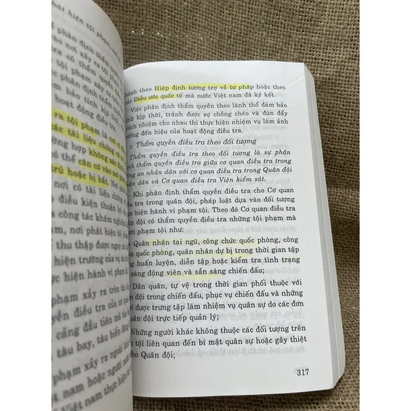 Giáo trình luật tố tụng hình sự Việt Nam - 2013 - 650 trang  996150