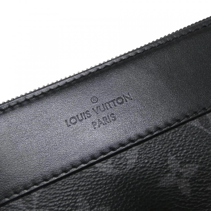 Túi xách Louis Vuitton Monogram Eclipse Pochette Voyage Souple M82543 614548