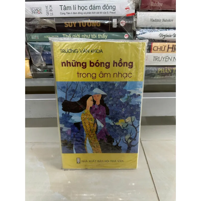 Những bóng hồng trong âm nhạc - Trương Văn Khoa (Bìa mềm) 568207